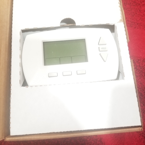 Thermostat - Picture 5 of 5